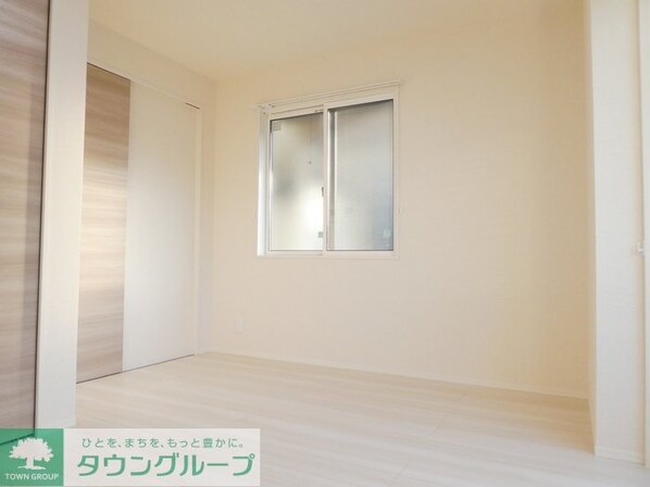 エストリヴィエール東川口の物件内観写真